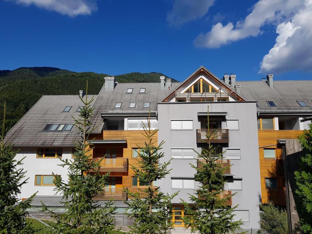 Apartment Lesnina Kranjska Gora Luaran gambar